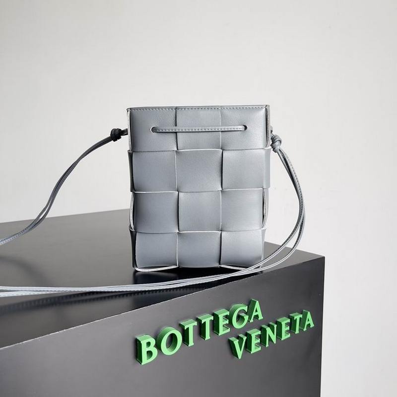 Bottega Veneta Handbags 485